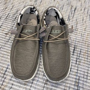 Hey Dude Slip On’s 9